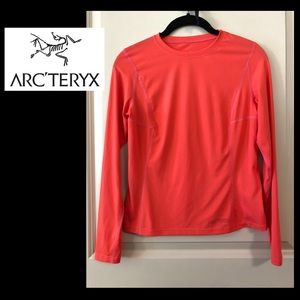 Arc'Teryx Long Sleeve Top Size Small